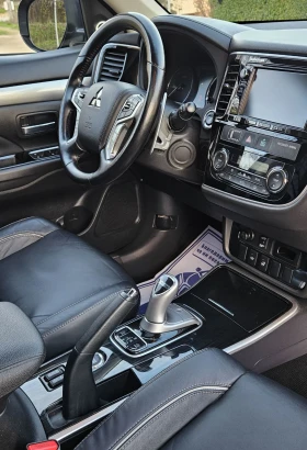 Mitsubishi Outlander Plug-in Hybrid 4x4 Full Extri - 35550 лв. / 18176.43 € - 80821125 10 | Car24.bg Mitsubishi Outlander Plug-in Hybrid 4x4 Full Extri - 35550 лв. / 18176.43 € - 80821125 10