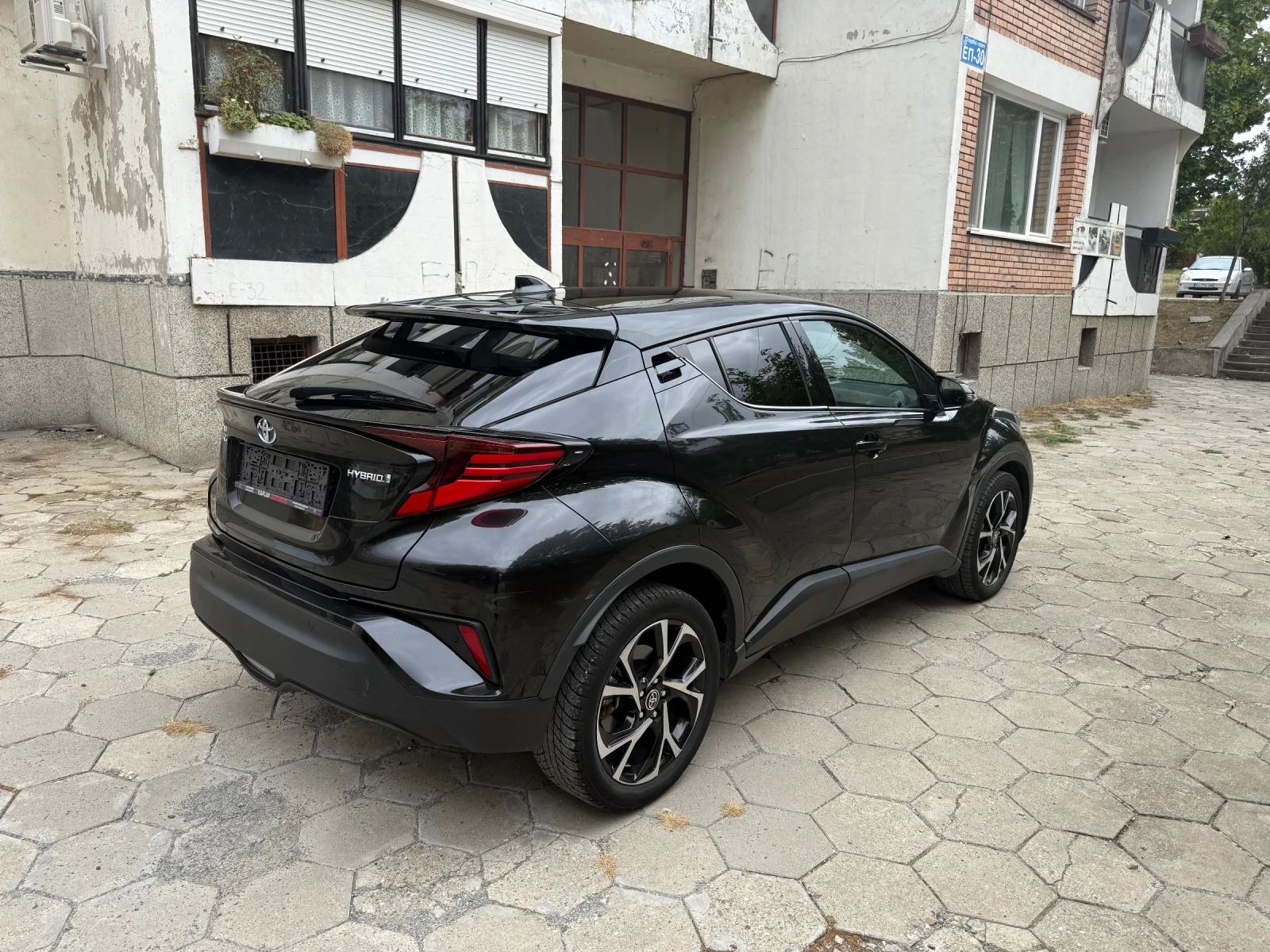Toyota C-HR  - изображение 5 | Auto.bg Toyota C-HR  - изображение 5
