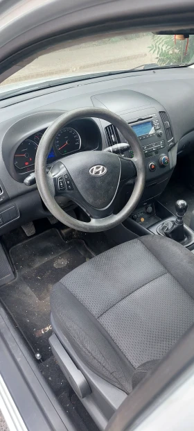 Hyundai I30 - 7300 лв. / 3732.43 € - 79557225 5 | Car24.bg Hyundai I30 - 7300 лв. / 3732.43 € - 79557225 5