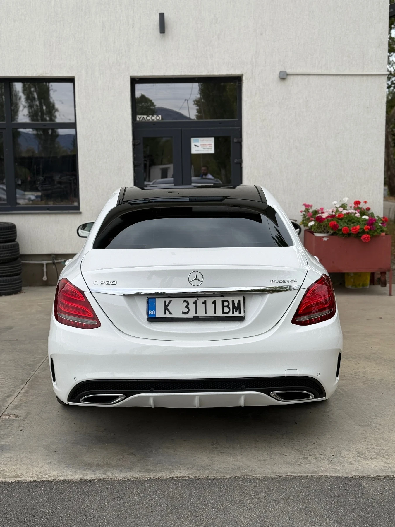 Mercedes-Benz C 220 AMG* Pano* Automat - изображение 4 | Auto.bg Mercedes-Benz C 220 AMG* Pano* Automat - изображение 4