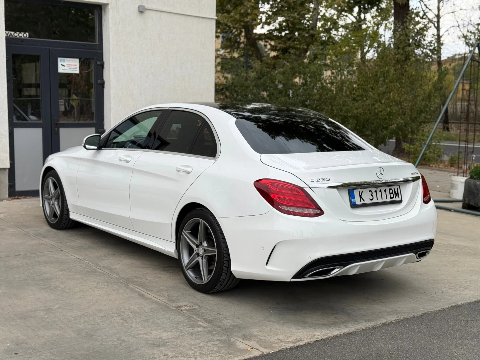 Mercedes-Benz C 220 AMG* Pano* Automat - изображение 5 | Auto.bg Mercedes-Benz C 220 AMG* Pano* Automat - изображение 5