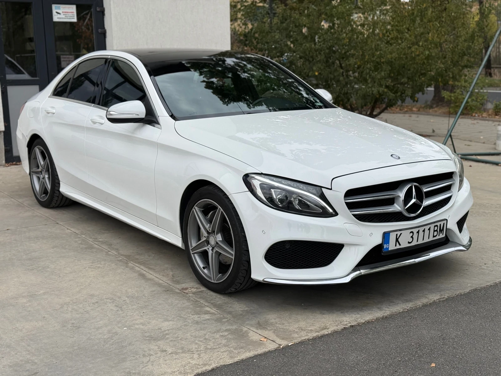 Mercedes-Benz C 220 AMG* Pano* Automat - изображение 3 | Auto.bg Mercedes-Benz C 220 AMG* Pano* Automat - изображение 3