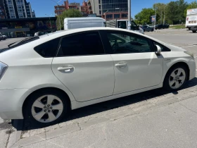 Снимка Toyota Prius