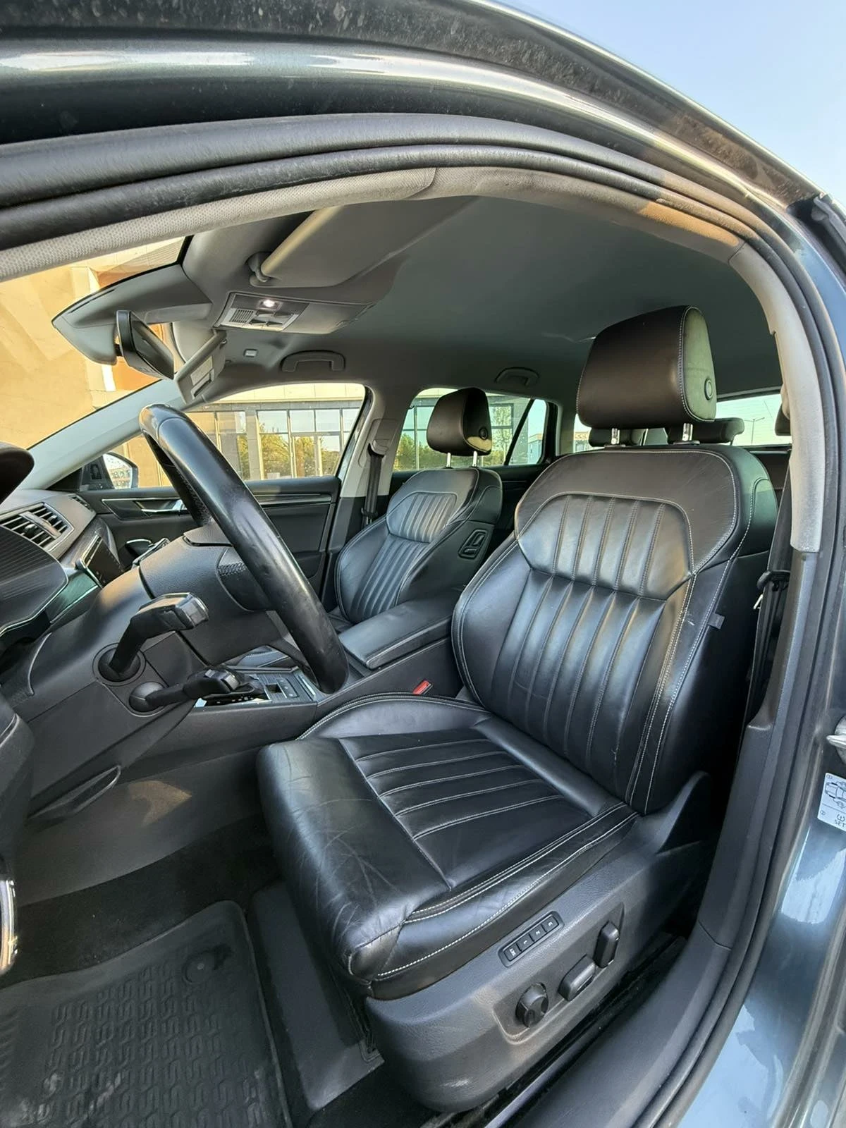 Skoda Superb 2.0TDI DSG - изображение 7 | Auto.bg Skoda Superb 2.0TDI DSG - изображение 7