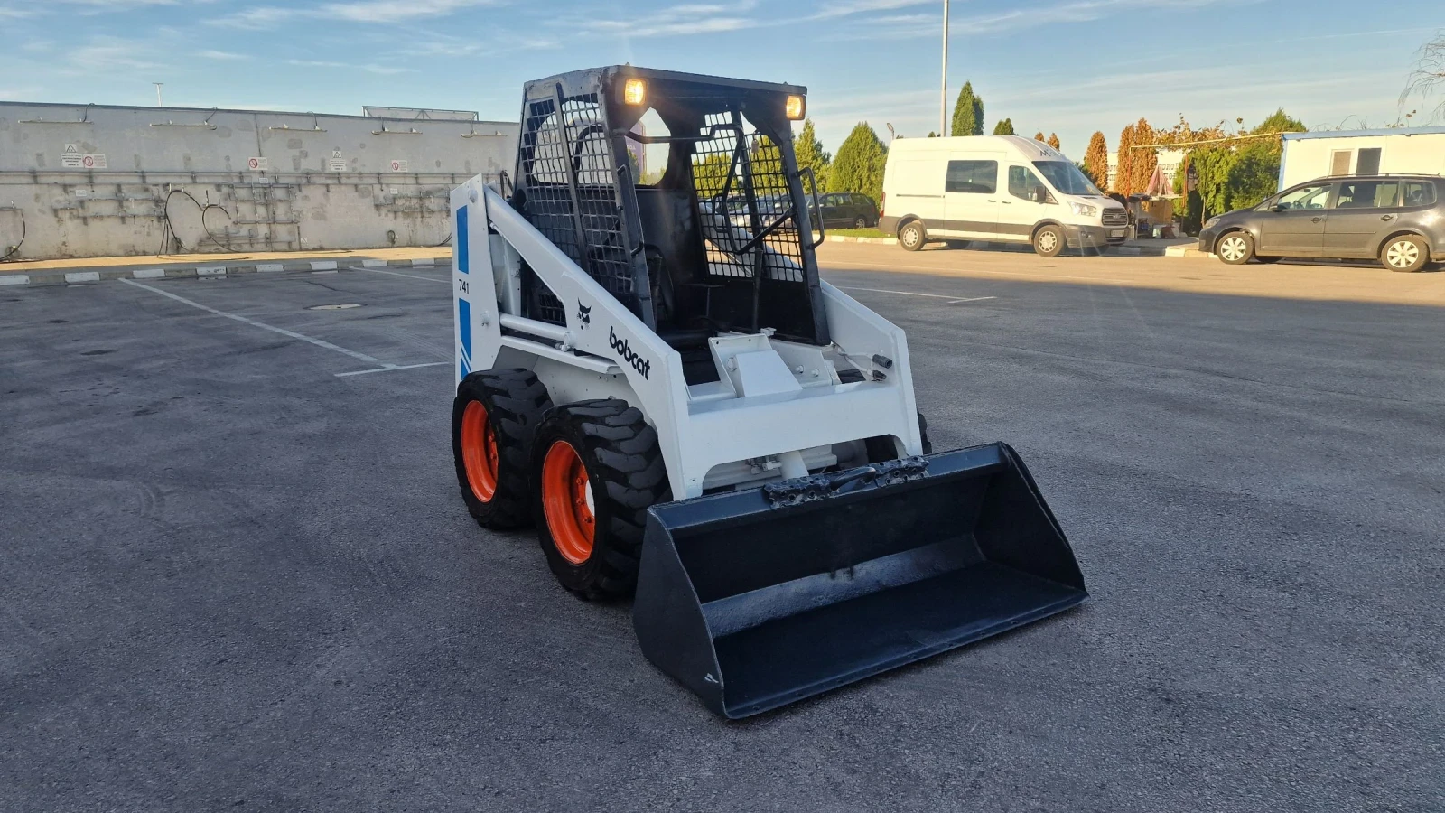Мини челни товарачи Bobcat 741 - изображение 7 | Auto.bg Мини челни товарачи Bobcat 741 - изображение 7