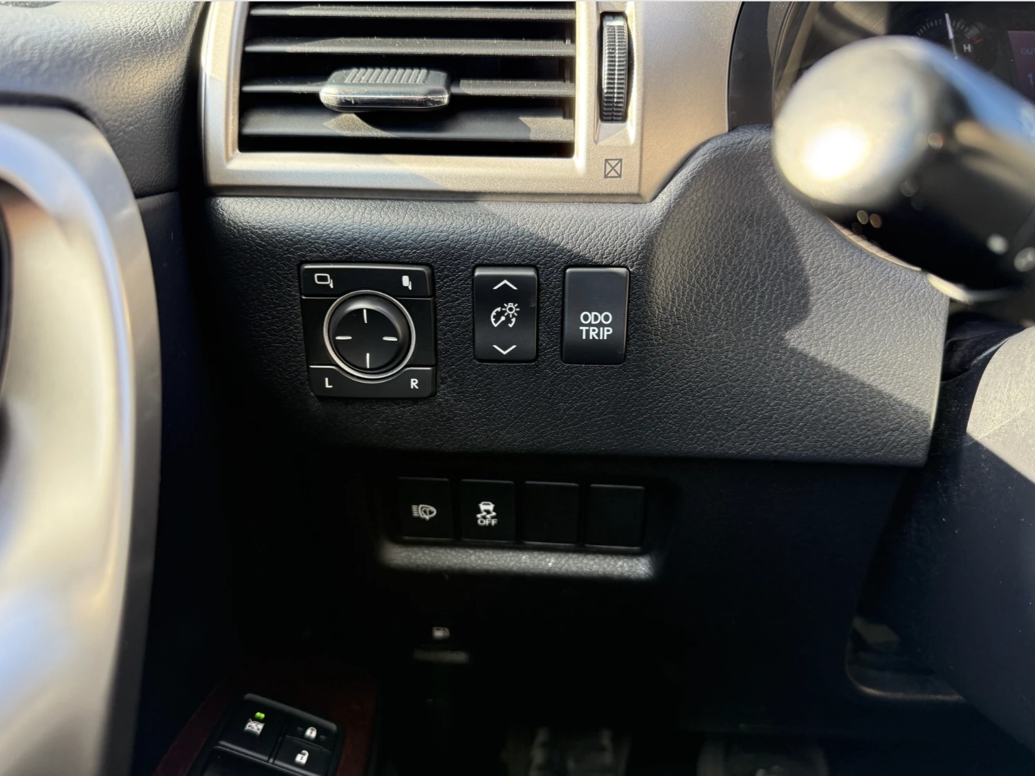 Lexus GS 460 PREMIUM* ПОДГРЕВ* КАМЕРА* КЕЙЛЕС* LANE* ASSIST*  - изображение 9 | Auto.bg Lexus GS 460 PREMIUM* ПОДГРЕВ* КАМЕРА* КЕЙЛЕС* LANE* ASSIST*  - изображение 9