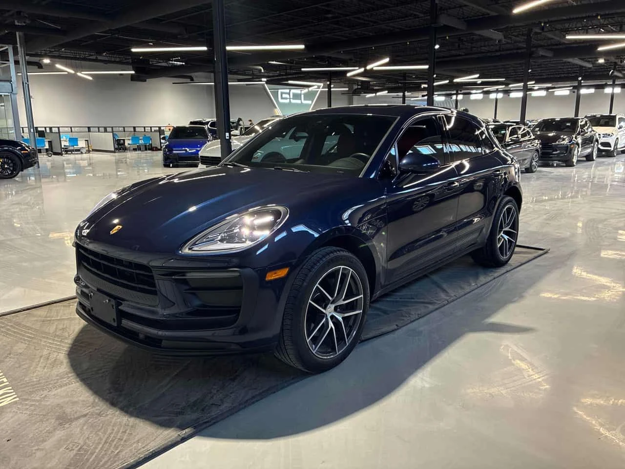 Porsche Macan * AWD * CARFAX * BOSE * ОБДУХВАНЕ * КЛИП НА МОТОРА | Auto.bg — изображение 1 Porsche Macan * AWD * CARFAX * BOSE * ОБДУХВАНЕ * КЛИП НА МОТОРА | Auto.bg — изображение 1