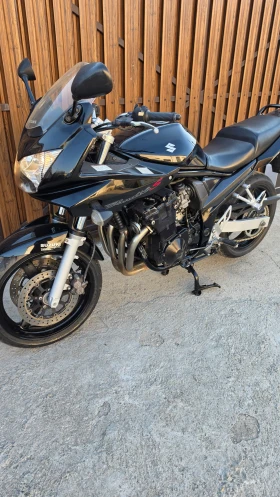 Suzuki Bandit 650 S