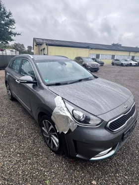 Kia Niro 1.6 Plug-in Hybrid | Auto.bg — изображение 4 Kia Niro 1.6 Plug-in Hybrid | Auto.bg — изображение 4