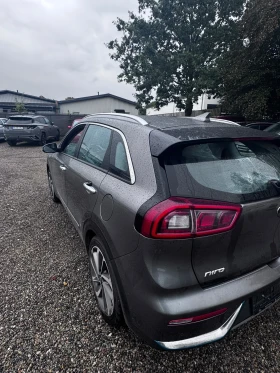 Kia Niro 1.6 Plug-in Hybrid | Auto.bg — изображение 7 Kia Niro 1.6 Plug-in Hybrid | Auto.bg — изображение 7