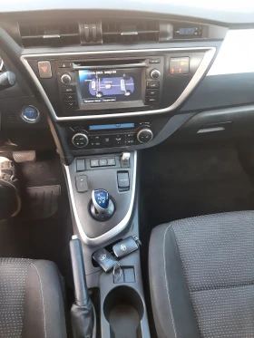 Toyota Auris 1.8 HIBRID - 8440 € / 16507.21 лв. - 73503024 14 | Car24.bg Toyota Auris 1.8 HIBRID - 8440 € / 16507.21 лв. - 73503024 14