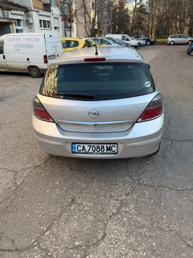 Opel Astra 1.7 - 1500 € / 2933.74 лв. - 29219319 4 | Car24.bg Opel Astra 1.7 - 1500 € / 2933.74 лв. - 29219319 4