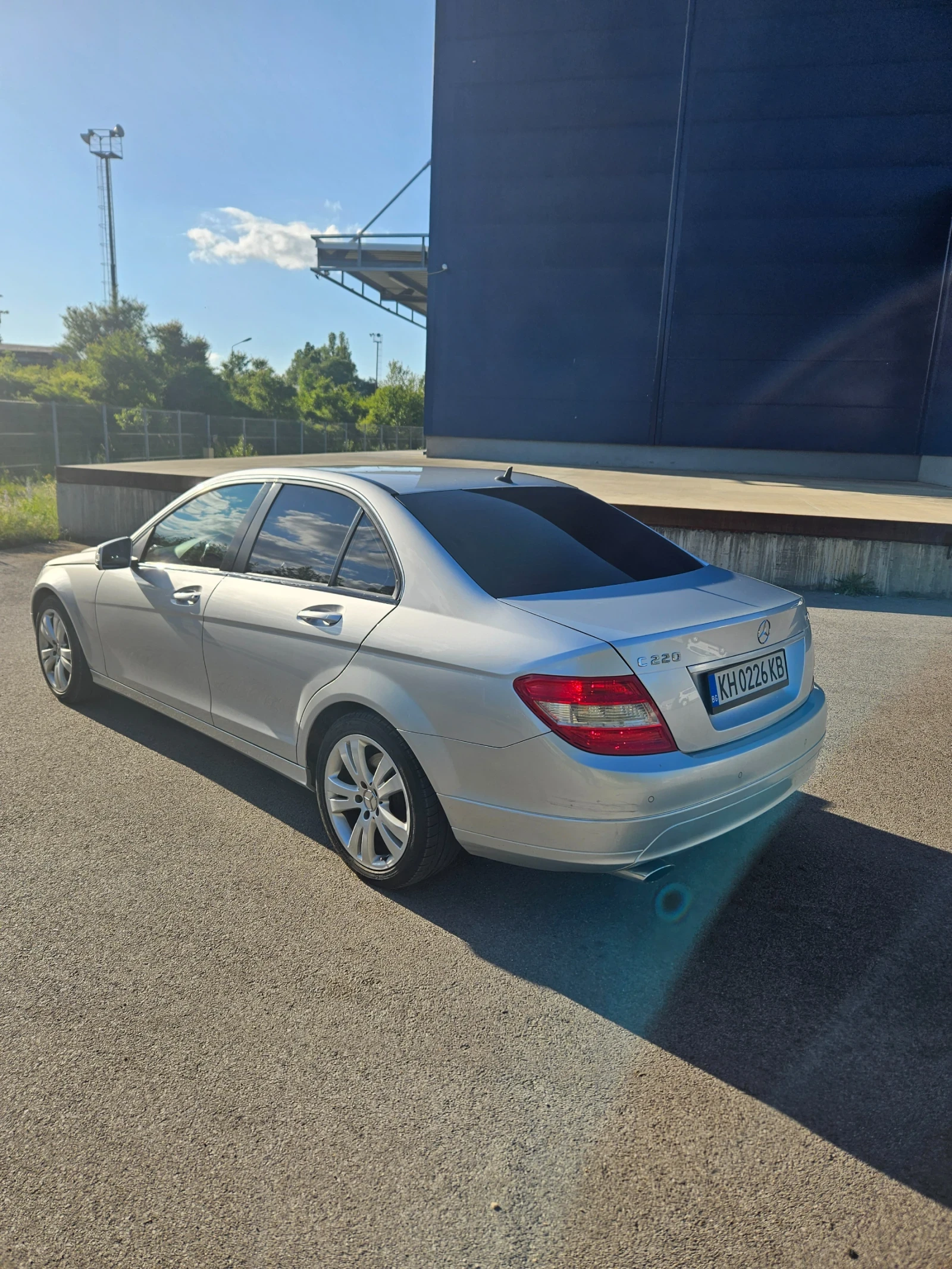 Mercedes-Benz C 220 W204 - изображение 2 | Auto.bg Mercedes-Benz C 220 W204 - изображение 2