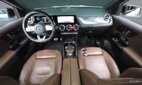 Mercedes-Benz GLA 45 AMG 4MATIC+ * ДИСТРОНИК* ХЕДЪП* LANE* ASSIST* | Auto.bg — изображение 6 Mercedes-Benz GLA 45 AMG 4MATIC+ * ДИСТРОНИК* ХЕДЪП* LANE* ASSIST* | Auto.bg — изображение 6