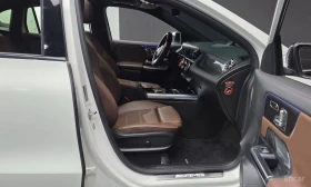 Mercedes-Benz GLA 45 AMG 4MATIC+ * ДИСТРОНИК* ХЕДЪП* LANE* ASSIST* | Auto.bg — изображение 14 Mercedes-Benz GLA 45 AMG 4MATIC+ * ДИСТРОНИК* ХЕДЪП* LANE* ASSIST* | Auto.bg — изображение 14