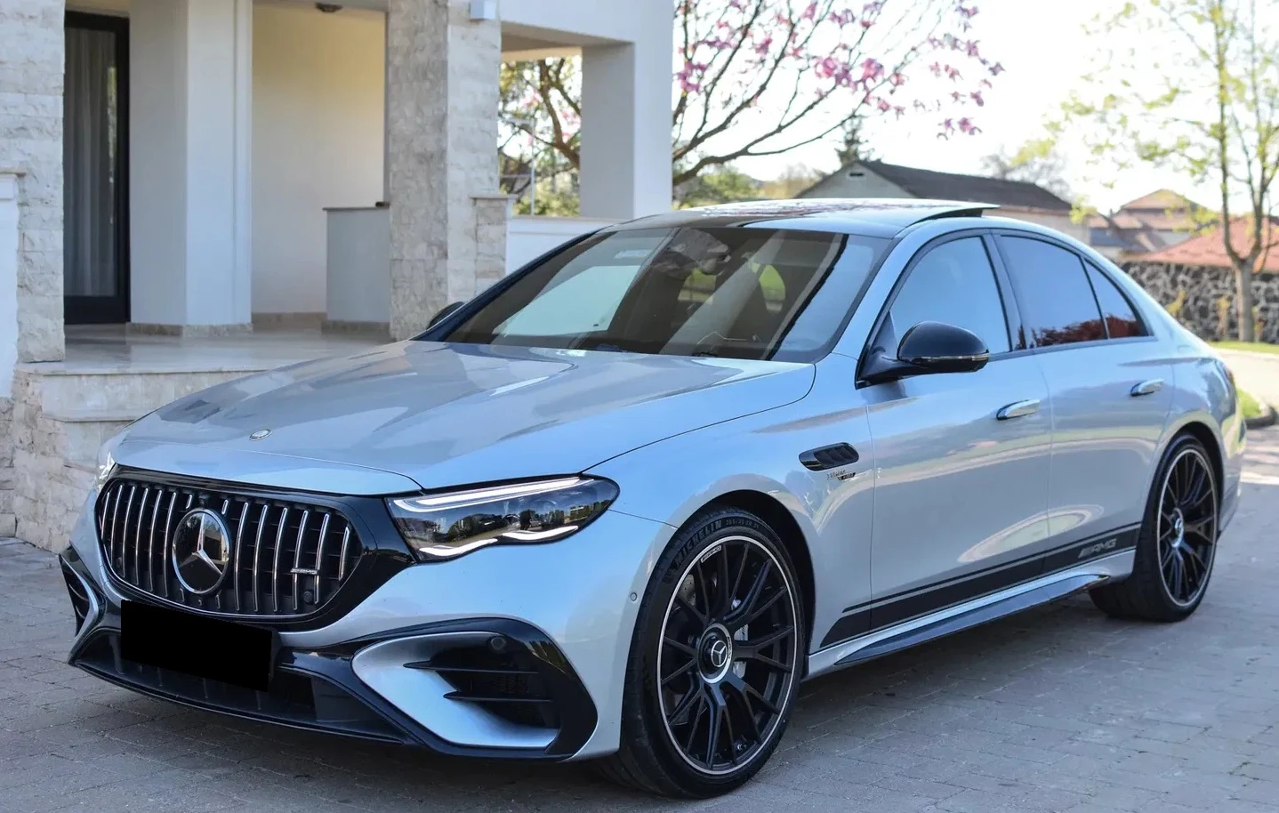 Mercedes-Benz E 53 AMG Hybrid Sedan | Auto.bg — изображение 1 Mercedes-Benz E 53 AMG Hybrid Sedan | Auto.bg — изображение 1