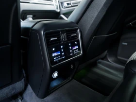 Porsche Cayenne BOSE* CARBON* SPORT CHRONO* 360* ПОДГРЕВ* - 67500 € / 132018.52 лв. - 68266396 12 | Car24.bg Porsche Cayenne BOSE* CARBON* SPORT CHRONO* 360* ПОДГРЕВ* - 67500 € / 132018.52 лв. - 68266396 12