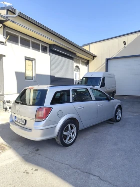 Opel Astra 1.7 CDTI + + TOP - 2000 € / 3911.66 лв. - 30721665 4 | Car24.bg Opel Astra 1.7 CDTI + + TOP - 2000 € / 3911.66 лв. - 30721665 4