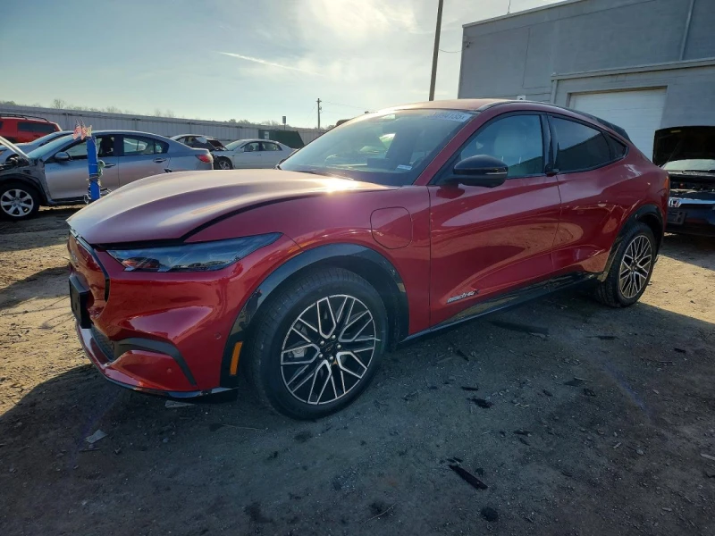 Ford Mustang Mach-E Electric* MACH-E PREMIUM* 4Х4РЕАЛНИ КМ - 19900 € / 38921.02 лв. - 51675035 1 | Car24.bg Ford Mustang Mach-E Electric* MACH-E PREMIUM* 4Х4РЕАЛНИ КМ - 19900 € / 38921.02 лв. - 51675035 1