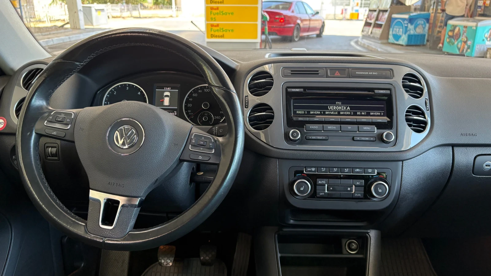 VW Tiguan 138хкм !!! 2.0TDI 140кс 4х4 Германия ТОП - изображение 9 | Auto.bg VW Tiguan 138хкм !!! 2.0TDI 140кс 4х4 Германия ТОП - изображение 9