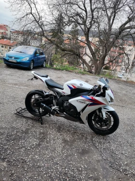 Honda Cbr Cbr1000rr | Auto.bg — изображение 10 Honda Cbr Cbr1000rr | Auto.bg — изображение 10