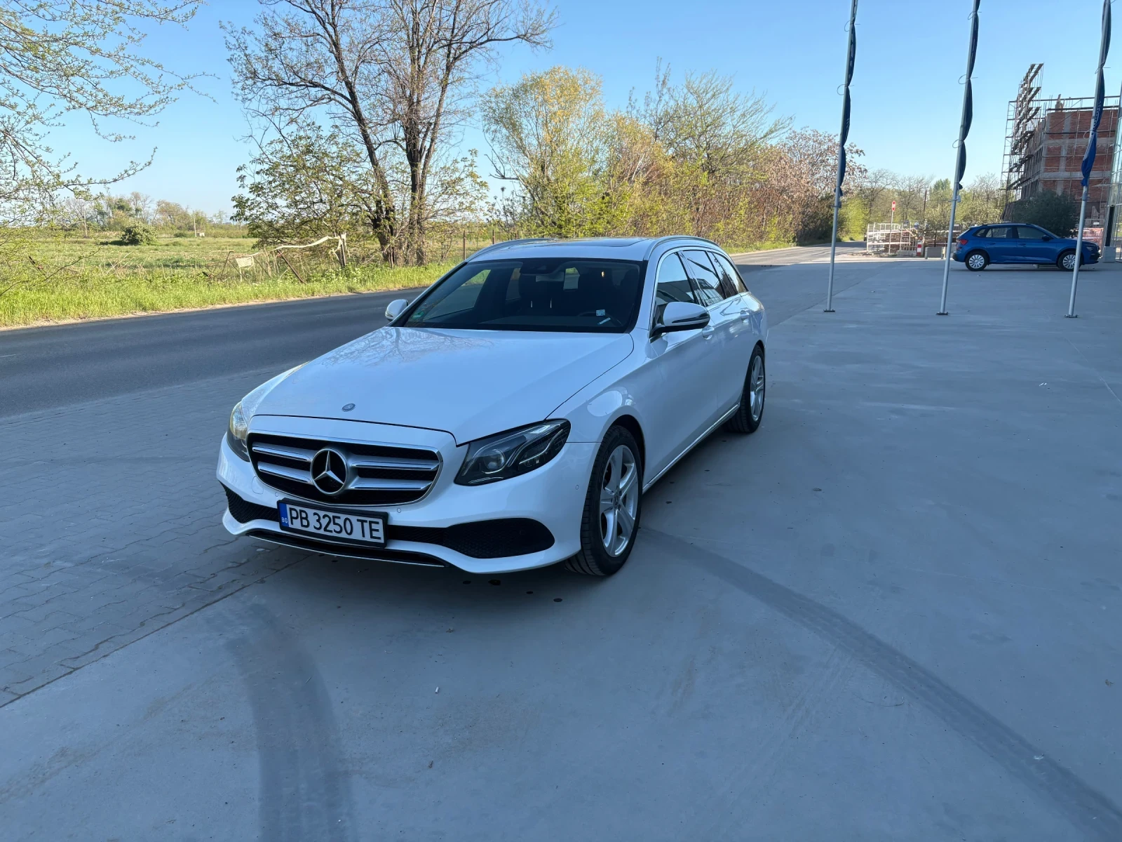 Mercedes-Benz E 350 4MATIC | Auto.bg — изображение 1 Mercedes-Benz E 350 4MATIC | Auto.bg — изображение 1
