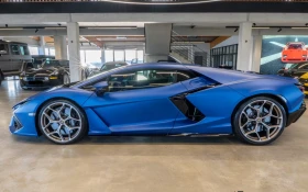 Lamborghini Revuelto 6.5 V12 HPEV / CERAMIC / CARBON - 483980 € / 946582.60 лв. - 56840348 4 | Car24.bg Lamborghini Revuelto 6.5 V12 HPEV / CERAMIC / CARBON - 483980 € / 946582.60 лв. - 56840348 4