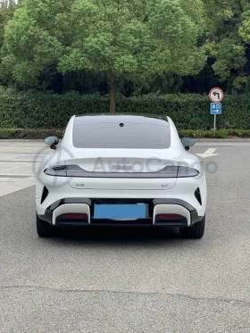 Xiaomi SU7 ФИКСИРАНА ЦЕНА ДО БЪЛГАРИЯ | Auto.bg — изображение 5 Xiaomi SU7 ФИКСИРАНА ЦЕНА ДО БЪЛГАРИЯ | Auto.bg — изображение 5