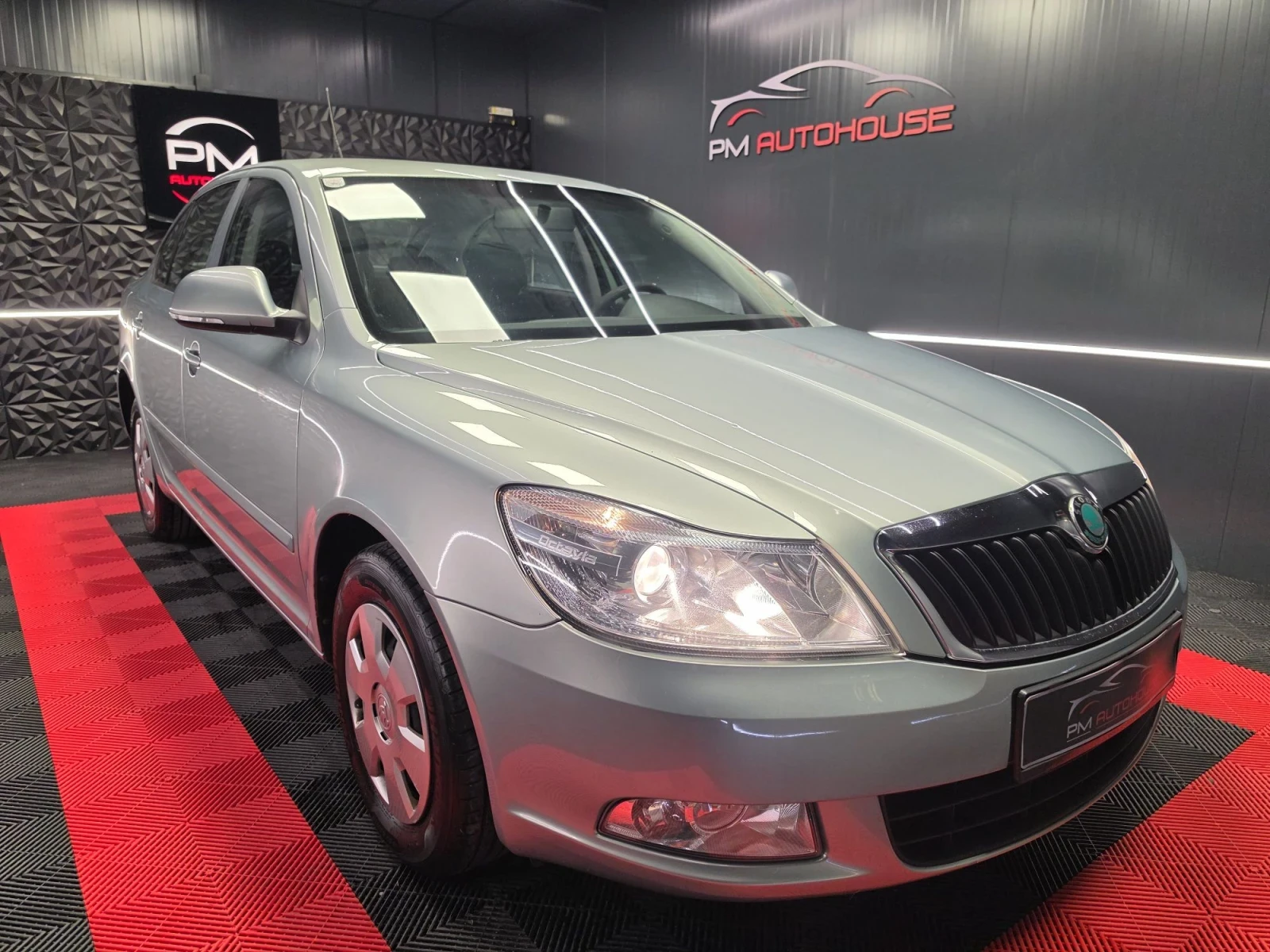 Skoda Octavia 1.6TDI* FACELIFT* 2012г* ELEGANCE* ПАРКТРОНИК* КЛИ | Auto.bg — изображение 1 Skoda Octavia 1.6TDI* FACELIFT* 2012г* ELEGANCE* ПАРКТРОНИК* КЛИ | Auto.bg — изображение 1