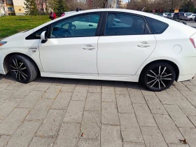 Toyota Prius undefined | Auto.bg — изображение 3 Toyota Prius undefined | Auto.bg — изображение 3