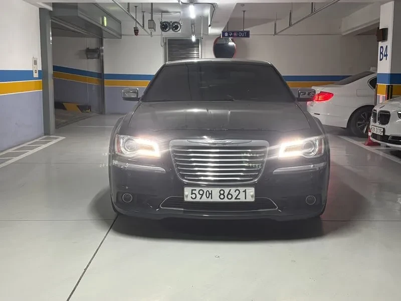 Chrysler 300c 3.6 AWD - САМО 30% АВАНС - 11878 € - 13917245 1 | Car24.bg Chrysler 300c 3.6 AWD - САМО 30% АВАНС - 11878 € - 13917245 1