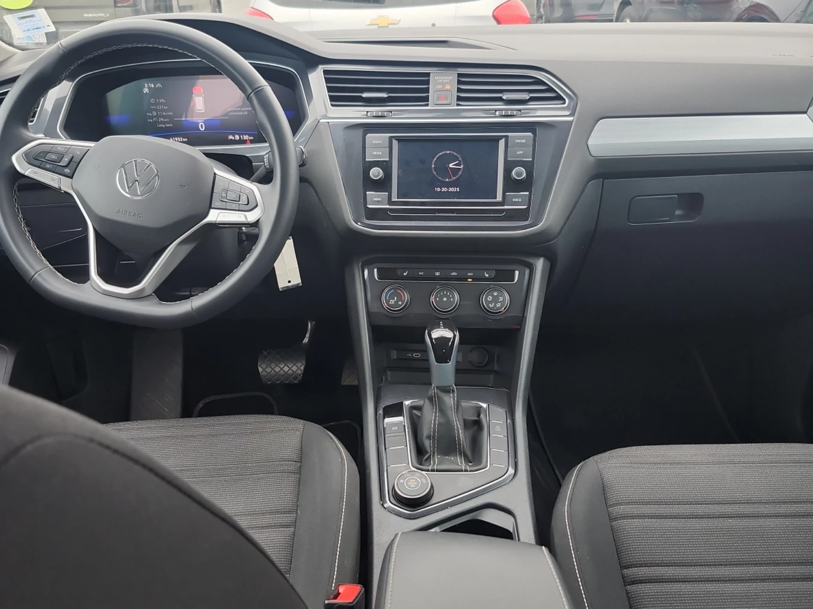 VW Tiguan * CARFAX * БЕЗ ПЪРВОНАЧАЛНА ВНОСКА - изображение 5 | Auto.bg VW Tiguan * CARFAX * БЕЗ ПЪРВОНАЧАЛНА ВНОСКА - изображение 5