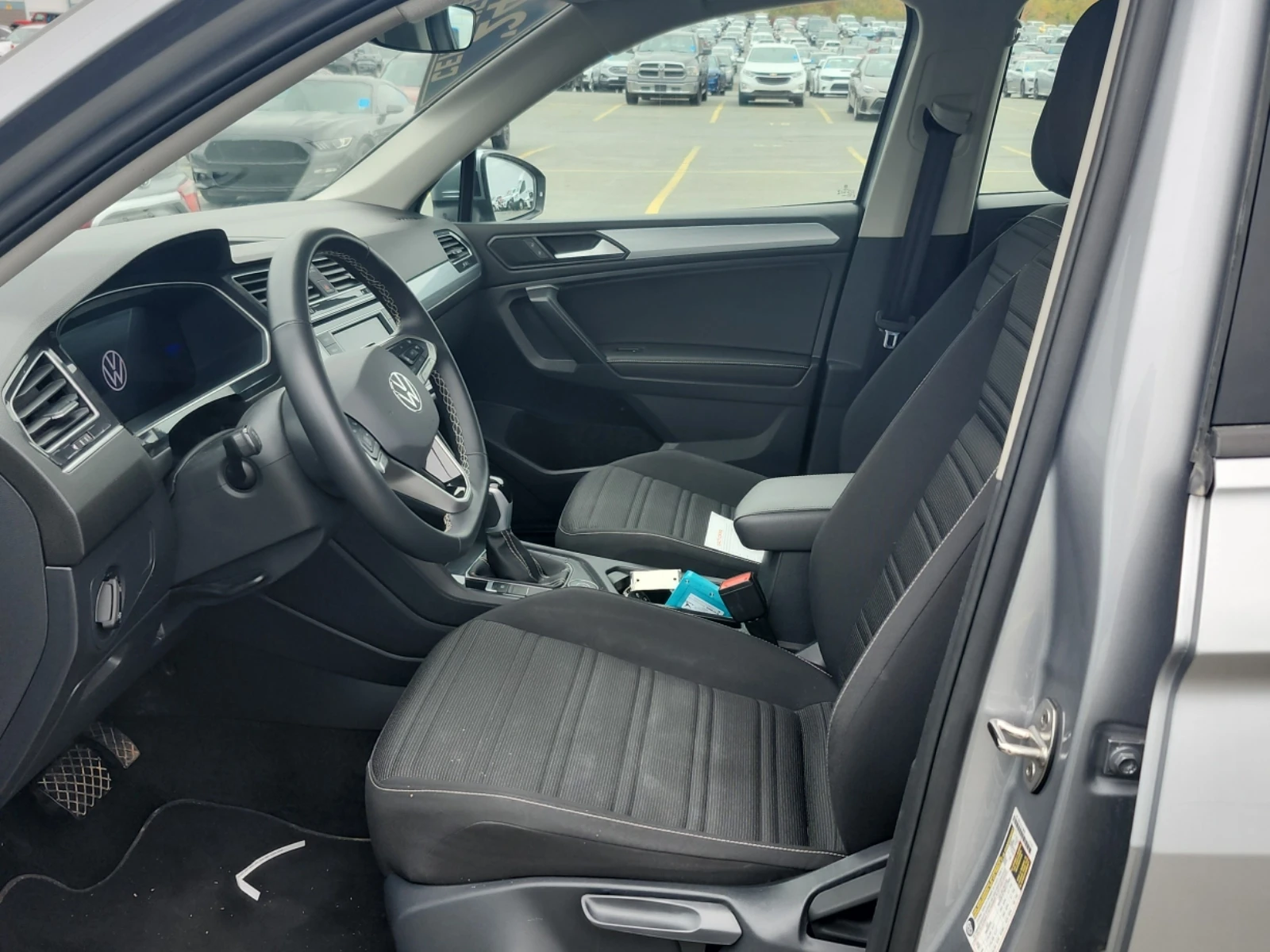 VW Tiguan * CARFAX * БЕЗ ПЪРВОНАЧАЛНА ВНОСКА - изображение 6 | Auto.bg VW Tiguan * CARFAX * БЕЗ ПЪРВОНАЧАЛНА ВНОСКА - изображение 6