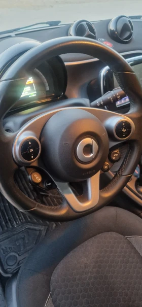 Smart Forfour EQ 17.7kw - 9900 € / 19362.72 лв. - 30561549 11 | Car24.bg Smart Forfour EQ 17.7kw - 9900 € / 19362.72 лв. - 30561549 11