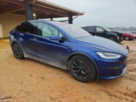 Снимка Tesla Model X