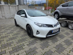 Toyota Auris 1.8 Hybrid - 17500 лв. / 8947.61 € - 98500054 4 | Car24.bg Toyota Auris 1.8 Hybrid - 17500 лв. / 8947.61 € - 98500054 4
