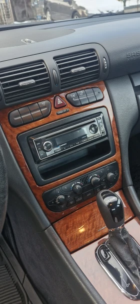 Mercedes-Benz C 220 Като нов! - 2100 € / 4107.24 лв. - 18202306 11 | Car24.bg Mercedes-Benz C 220 Като нов! - 2100 € / 4107.24 лв. - 18202306 11