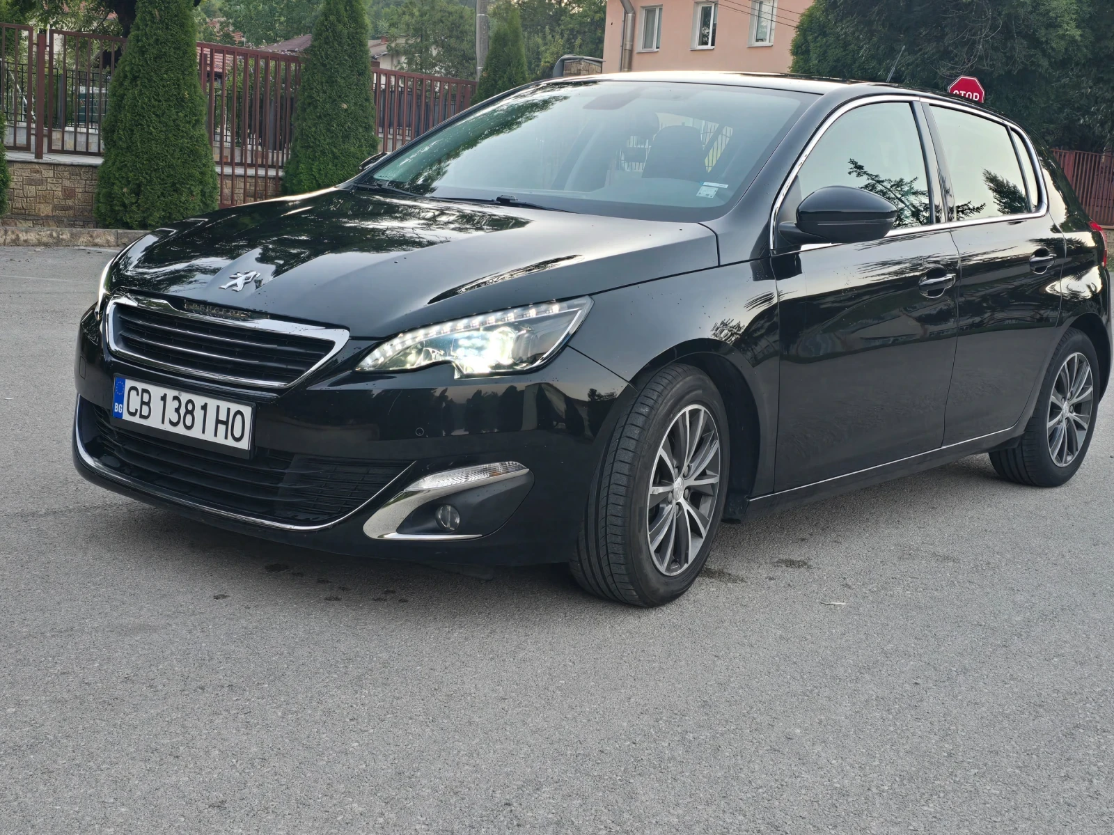 Peugeot 308 1.6 HDI ALLURE - изображение 2 | Auto.bg Peugeot 308 1.6 HDI ALLURE - изображение 2
