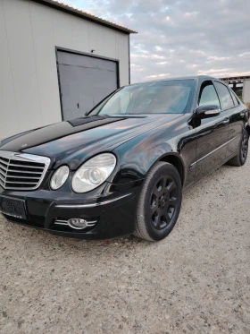 Снимка Mercedes-Benz E 220