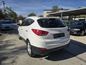 Hyundai IX35 1.7crdi 116к.с 2wd Подгрев Панорама | Auto.bg — изображение 3 Hyundai IX35 1.7crdi 116к.с 2wd Подгрев Панорама | Auto.bg — изображение 3