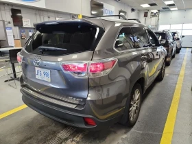 Toyota Highlander * XLE * CARFAX * БЕЗ ПЪРВОНАЧАЛНА ВНОСКА - 39000 лв. / 19940.38 € - 70333625 3 | Car24.bg Toyota Highlander * XLE * CARFAX * БЕЗ ПЪРВОНАЧАЛНА ВНОСКА - 39000 лв. / 19940.38 € - 70333625 3