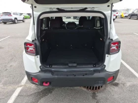 Jeep Renegade Trailhawk/CARFAX/ПОДГРЕВ/ФИНАНСИРАНЕ | Auto.bg — изображение 8 Jeep Renegade Trailhawk/CARFAX/ПОДГРЕВ/ФИНАНСИРАНЕ | Auto.bg — изображение 8