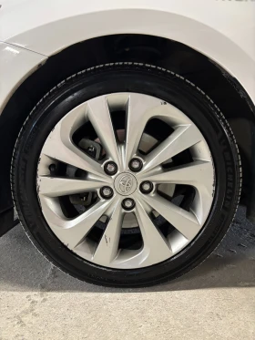 Toyota Auris 1.8 HYBRID - 10500 € / 20536.22 лв. - 63101321 17 | Car24.bg Toyota Auris 1.8 HYBRID - 10500 € / 20536.22 лв. - 63101321 17