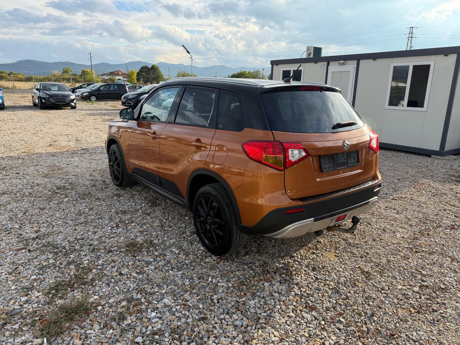 Suzuki Vitara 1.6d/4x4/ALLGRIP/DISTRONIC/PANORAMA/FULL/EURO6 - изображение 4 | Auto.bg Suzuki Vitara 1.6d/4x4/ALLGRIP/DISTRONIC/PANORAMA/FULL/EURO6 - изображение 4