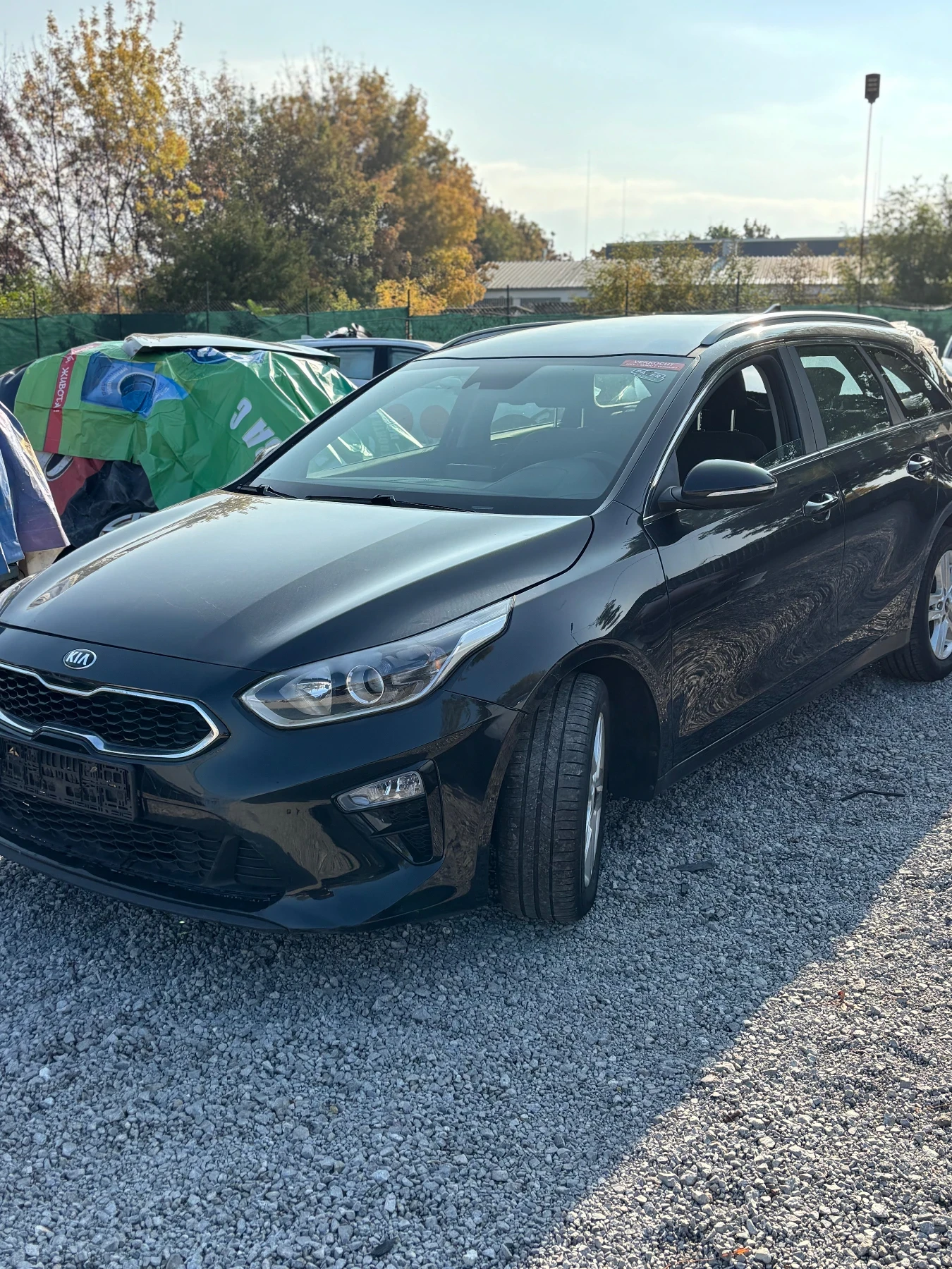 Kia Ceed 1.4 турбо Automatic  - изображение 2 | Auto.bg Kia Ceed 1.4 турбо Automatic  - изображение 2