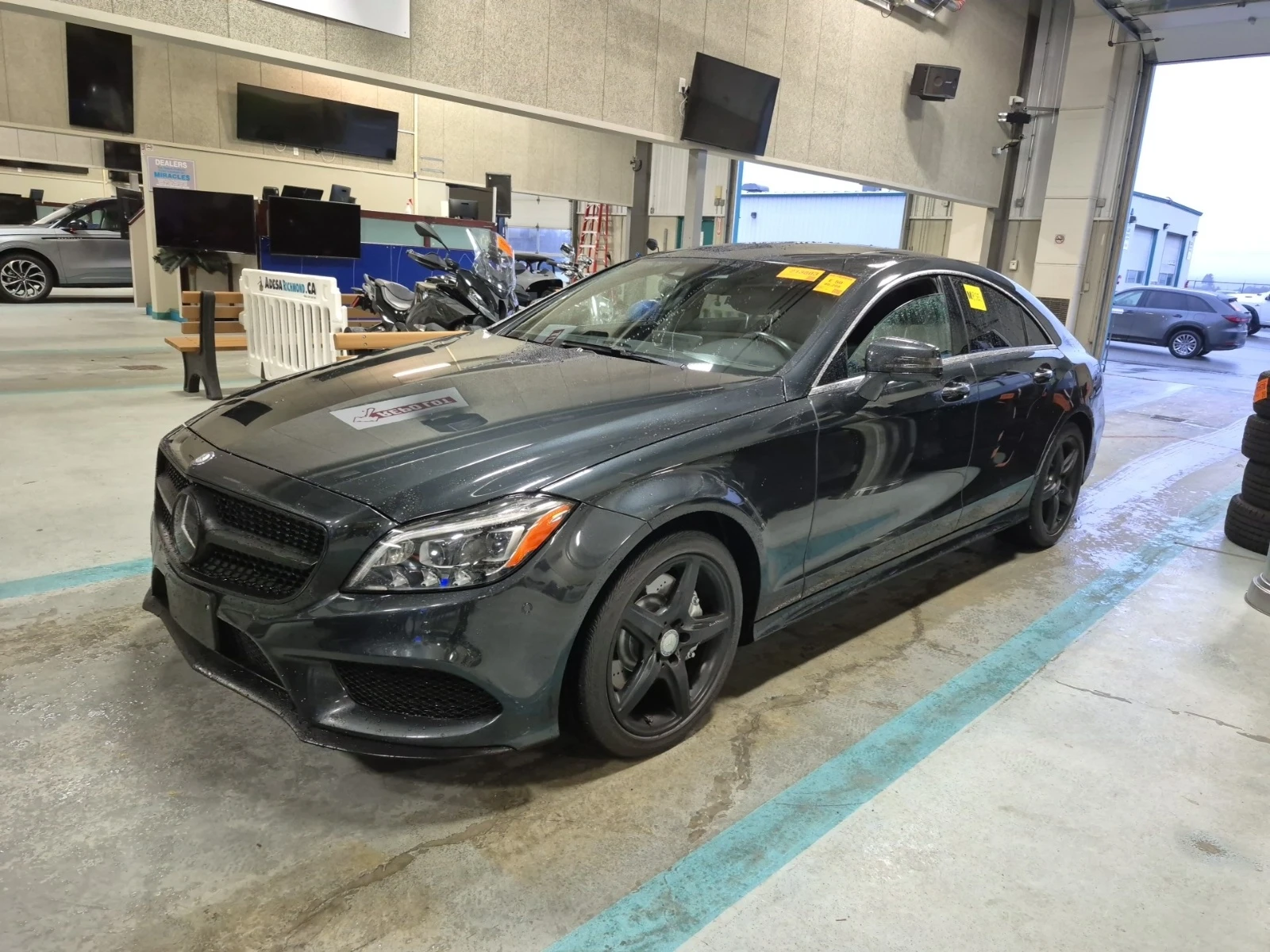 Mercedes-Benz CLS 400 4MATIC * ОБДУХВАНЕ * CARFAX * АВТО КРЕДИТ * | Auto.bg — изображение 1 Mercedes-Benz CLS 400 4MATIC * ОБДУХВАНЕ * CARFAX * АВТО КРЕДИТ * | Auto.bg — изображение 1