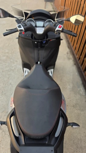 Piaggio Mp3 300i LT abs sport 2br | Auto.bg — изображение 4 Piaggio Mp3 300i LT abs sport 2br | Auto.bg — изображение 4