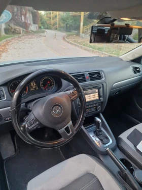 VW Jetta undefined | Auto.bg — изображение 11 VW Jetta undefined | Auto.bg — изображение 11
