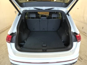 VW Tiguan HIGHLINE R-LINE * CARFAX * ОБДУХВАНЕ * BLIND SPOT | Auto.bg — изображение 12 VW Tiguan HIGHLINE R-LINE * CARFAX * ОБДУХВАНЕ * BLIND SPOT | Auto.bg — изображение 12
