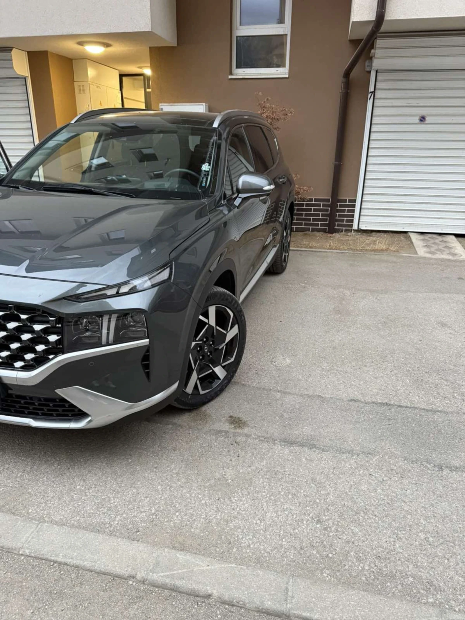 Hyundai Santa fe 2.2 CRDI - изображение 2 | Auto.bg Hyundai Santa fe 2.2 CRDI - изображение 2